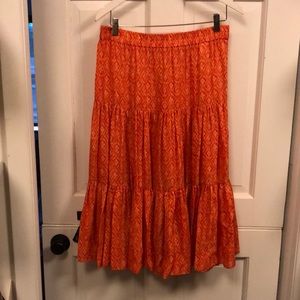 Michael Kors skirt in excellent condition and only worn a handful of times.